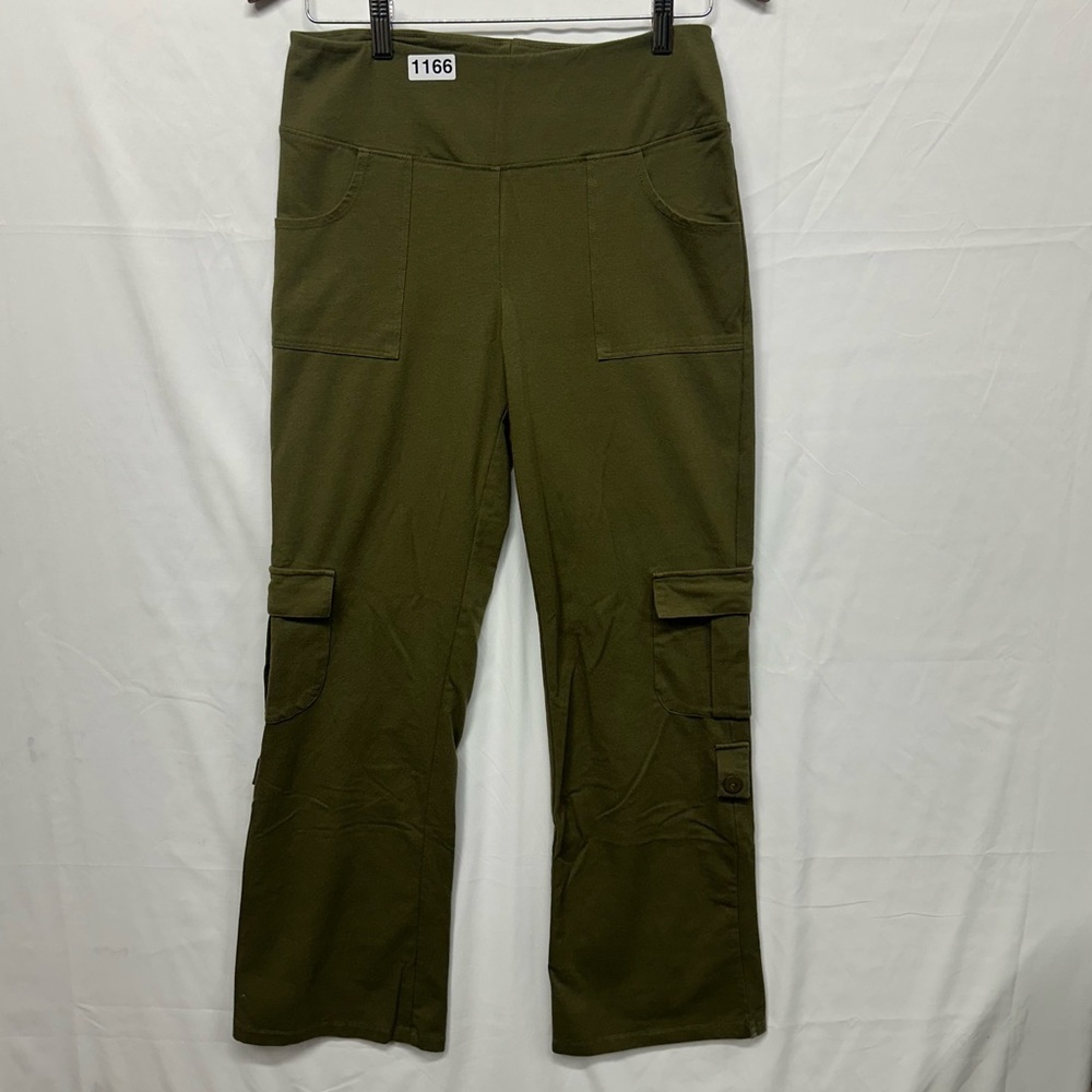 Wicked by Women With Control Olive Green Cargo Pants – Size Small